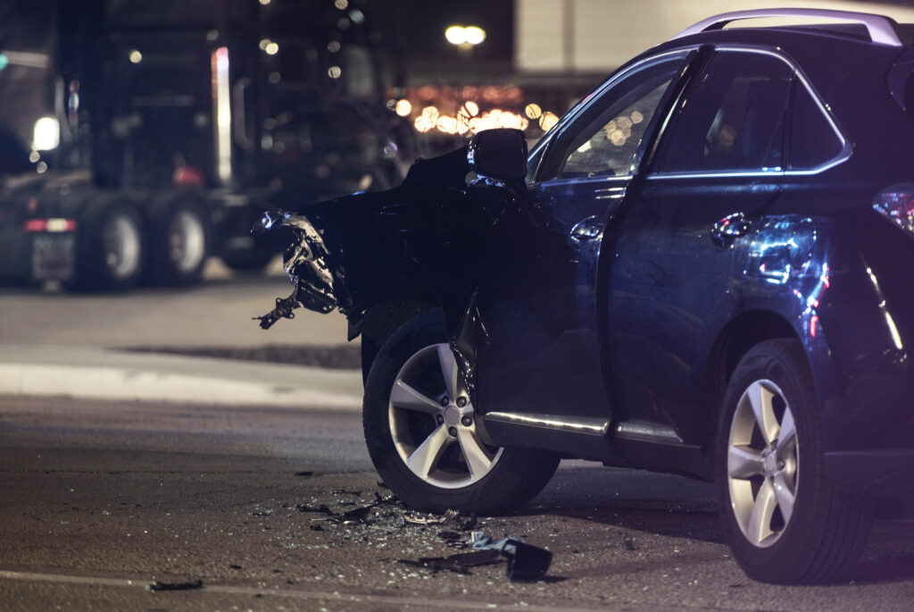 Nighttime car crash in Fort Lauderdale
